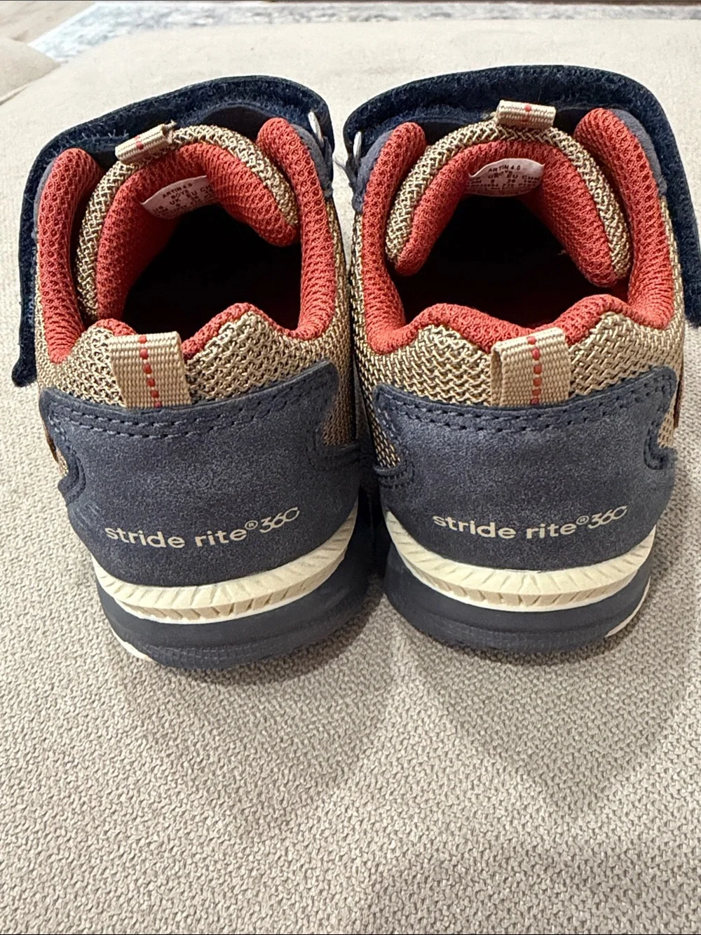 Stride Rite 360 Artin 4.0 Sneakers Tan/Navy – Memory Foam –Wide Size:10 Toddler